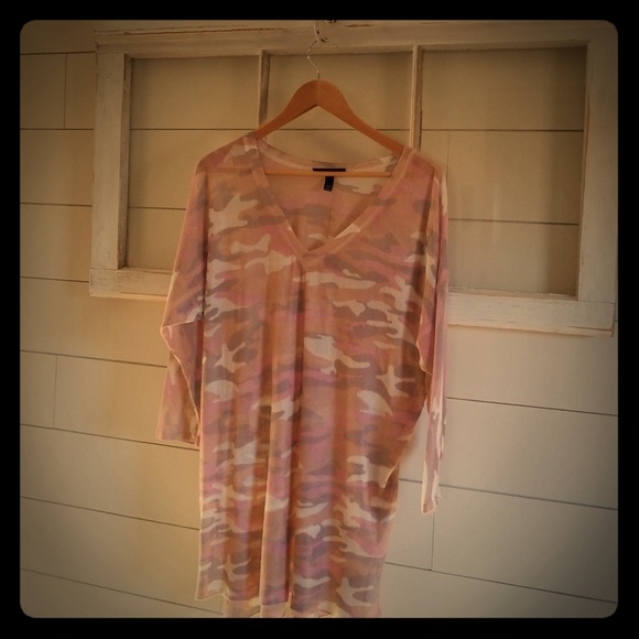 Lane Bryant Tops - Lane Bryant .. Camo .. 18/20
